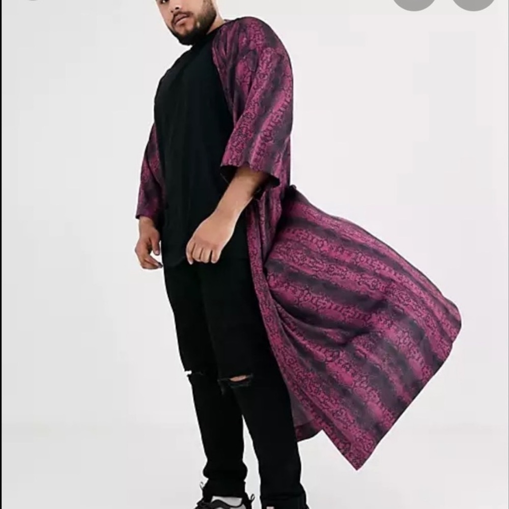 Asos Designs oversized kimono in purple and black snake print - Picture 9 of 10